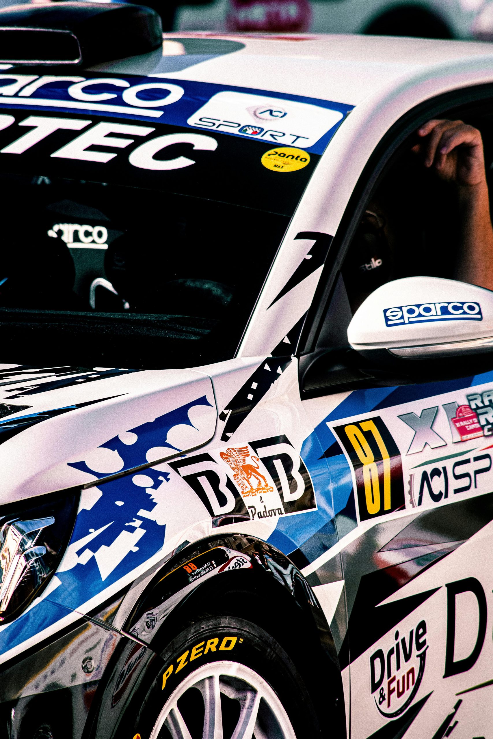 Comment le sponsorship impacte la visibilité