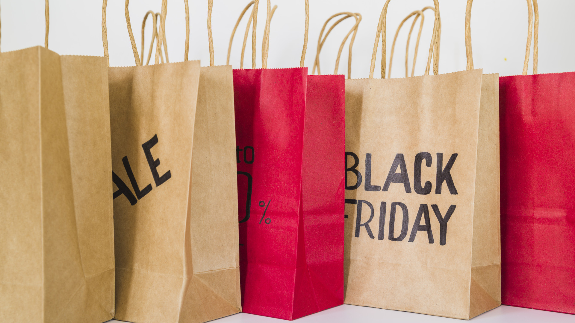 Sac papier publicitaire personnalisé : un atout multifonction pour la visibilité et l’image de marque
